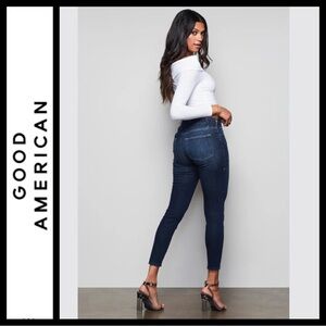 Good American Good Legs Crop Jeans